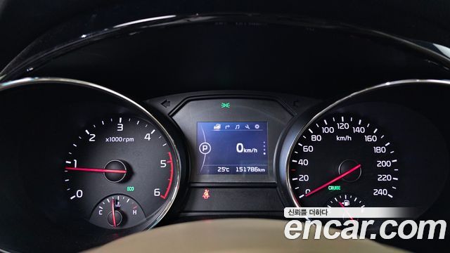 Kia Canival 2016 — photo 8
