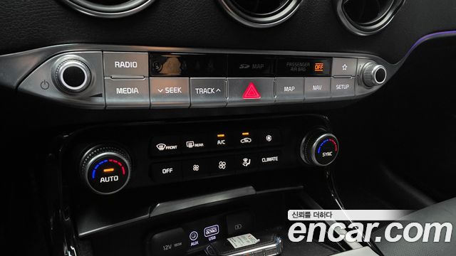 Kia Stinger 2020 — photo 16