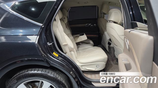 Genesis GV80 2022 — photo 17