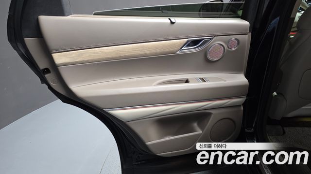 Genesis GV80 2022 — photo 15
