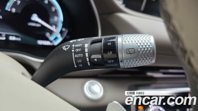 Genesis GV80 2022 — photo 27
