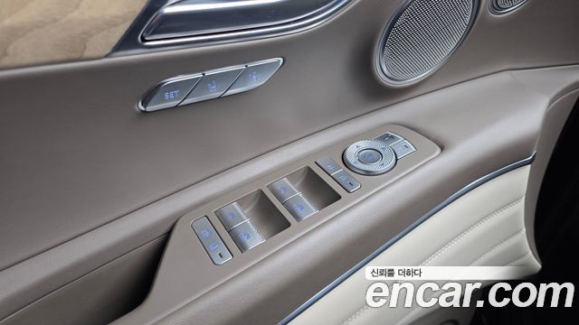 Genesis GV80 2022 — photo 28