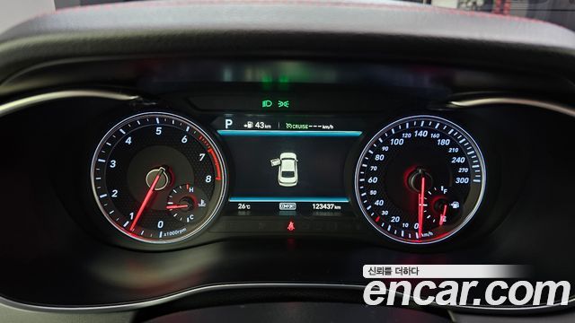 Genesis G70 2018 — photo 11