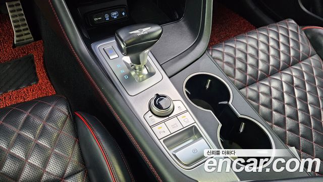 Genesis G70 2018 — photo 12