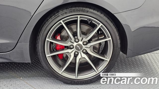 Genesis G70 2018 — photo 7