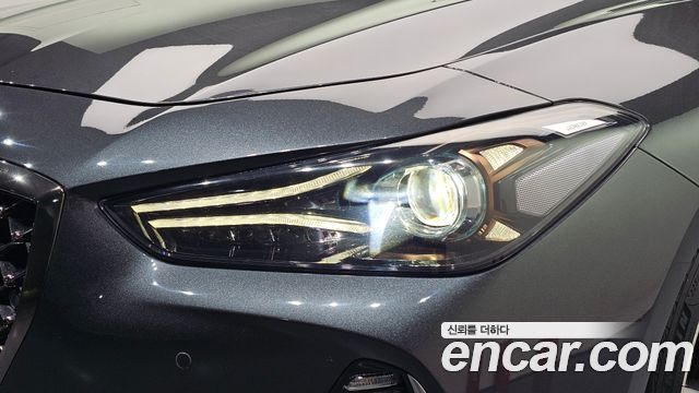 Genesis G70 2018 — photo 8