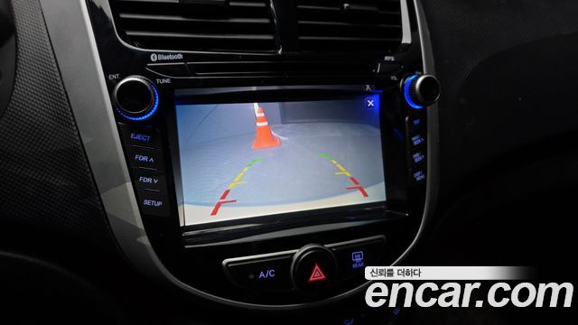 Hyundai Accent 2017 — photo 15