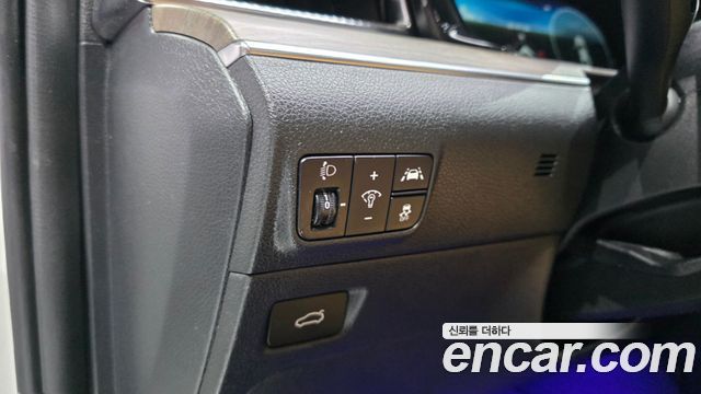 Kia K5 2021 — photo 18