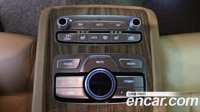 Kia K9 2022 — photo 38