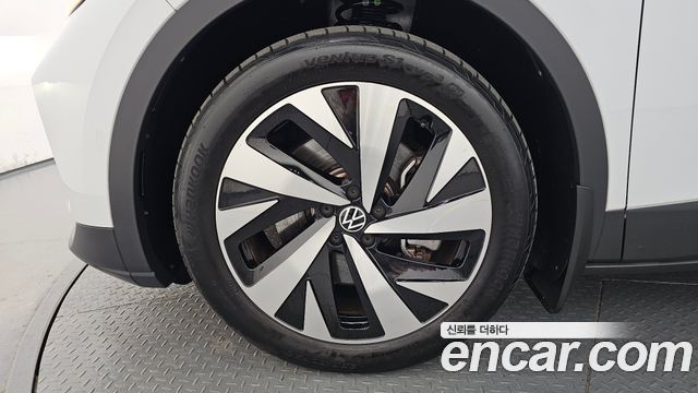 Volkswagen ID.4 2023 — photo 5