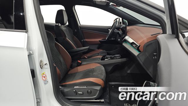 Volkswagen ID.4 2023 — photo 13