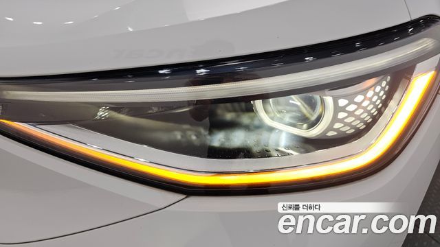 Volkswagen ID.4 2023 — photo 8