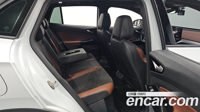Volkswagen ID.4 2023 — photo 16