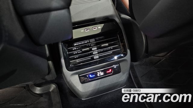 Volkswagen ID.4 2023 — photo 30