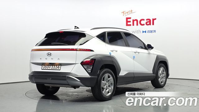 Hyundai Kona 2023 — photo 2