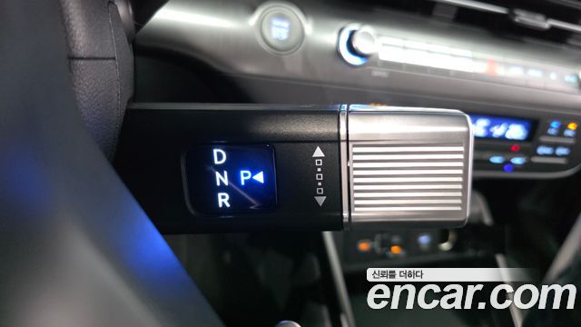 Hyundai Kona 2023 — photo 12