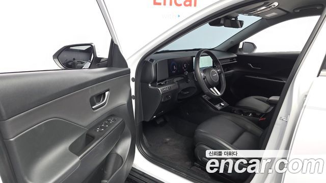 Hyundai Kona 2023 — photo 13