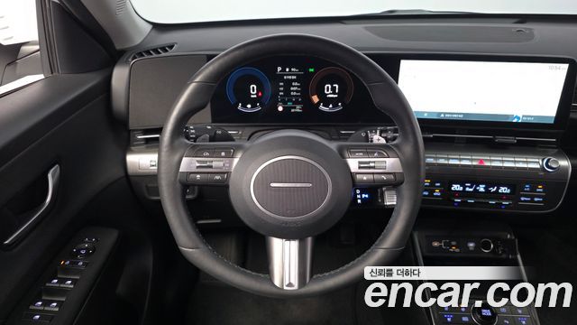 Hyundai Kona 2023 — photo 19