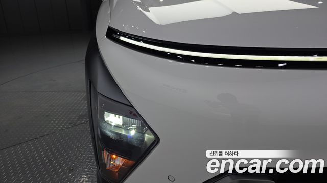 Hyundai Kona 2023 — photo 8