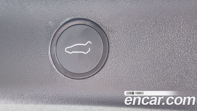Tesla Model Y 2024 — photo 30