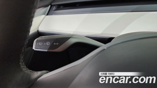 Tesla Model Y 2024 — photo 33