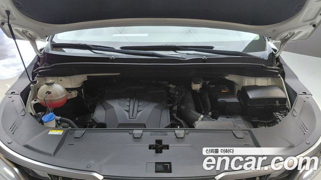 Kia Canival 2023 — photo 6