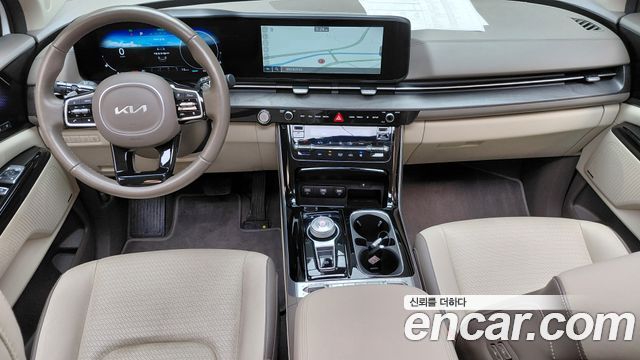 Kia Canival 2023 — photo 10