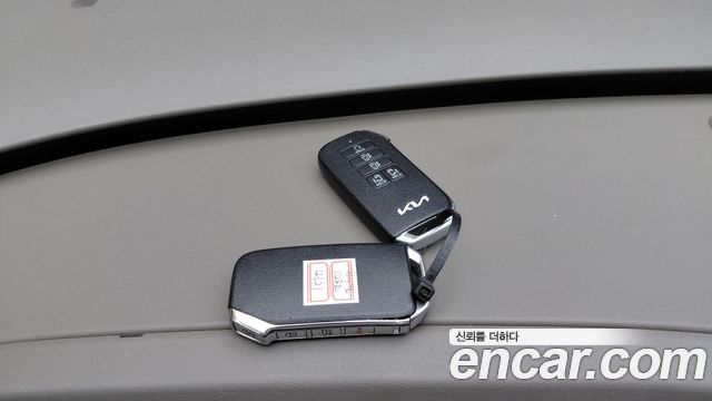 Kia Canival 2023 — photo 22