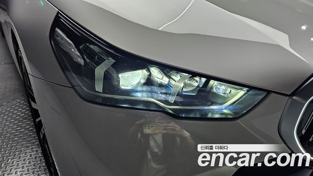 BMW 5-Series 2025 — photo 8