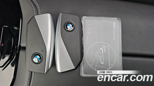 BMW 5-Series 2025 — photo 28