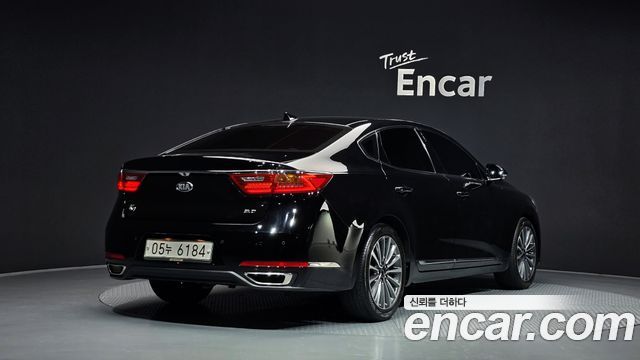 Kia K7 2018 — photo 2