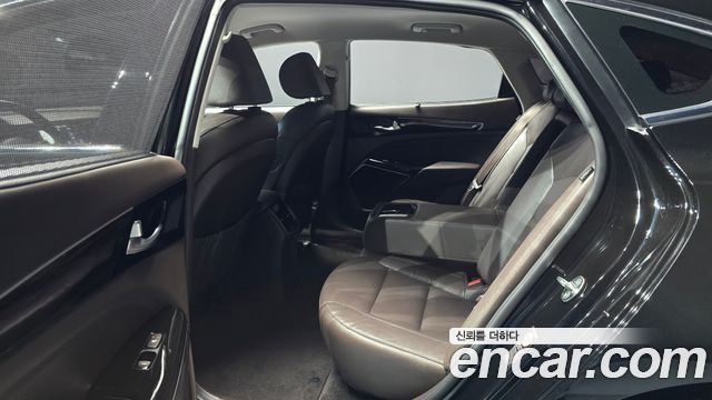 Kia K7 2018 — photo 11