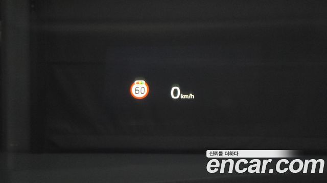 Kia K7 2018 — photo 17