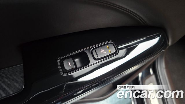 Kia K7 2018 — photo 18