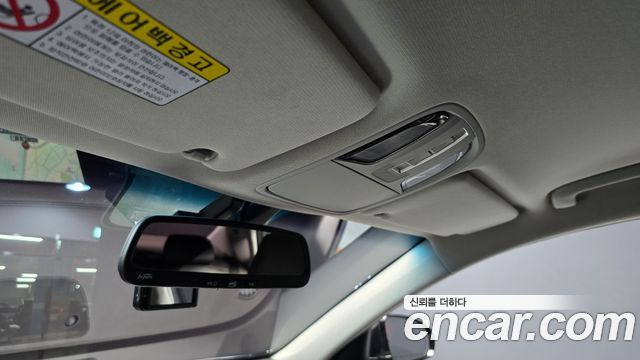 Kia K7 2018 — photo 20