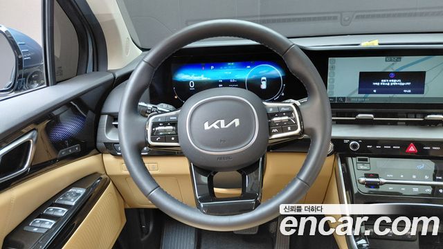 Kia Canival 2023 — photo 20
