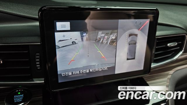 Ford Explorer 2021 — photo 21