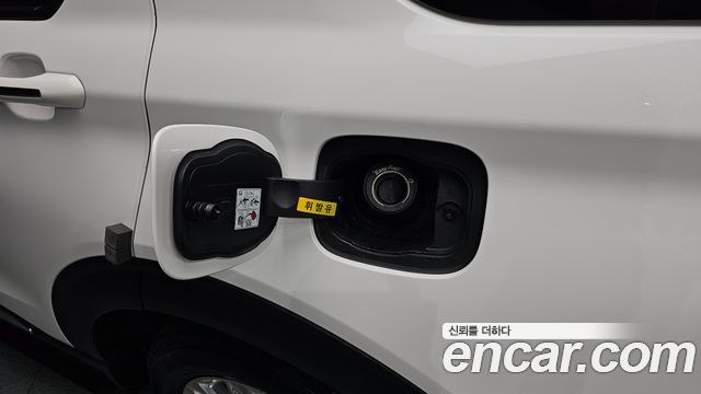 Ford Explorer 2021 — photo 39