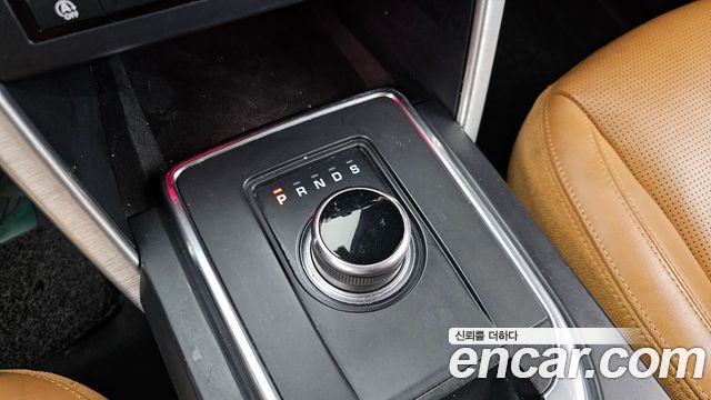 Land Rover Discovery Sport 2018 — photo 9