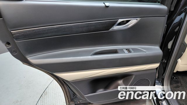 Genesis GV80 2021 — photo 15