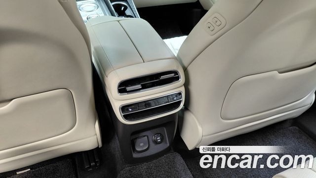 Genesis GV80 2021 — photo 31