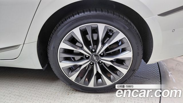 Kia K8 2022 — photo 7