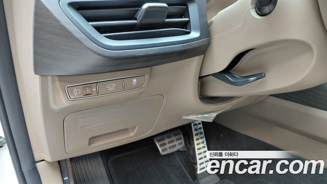 Kia K8 2022 — photo 27