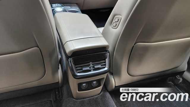Kia K8 2022 — photo 31
