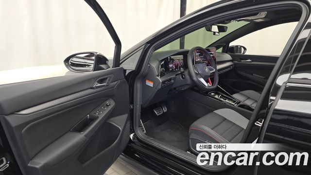 Volkswagen Golf 2026 — photo 10