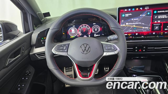 Volkswagen Golf 2026 — photo 13