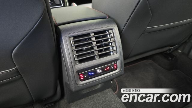 Volkswagen Golf 2026 — photo 19