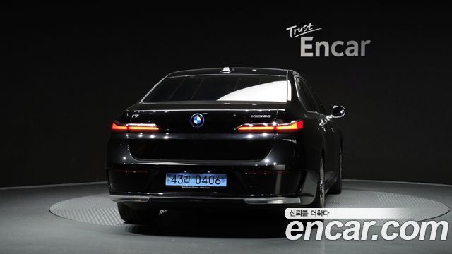 BMW i7 2023 — photo 4