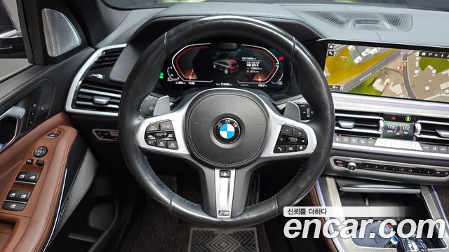 BMW X5 2021 — photo 20
