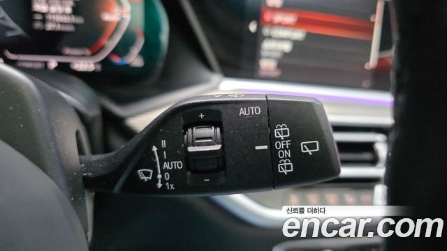 BMW X5 2021 — photo 27
